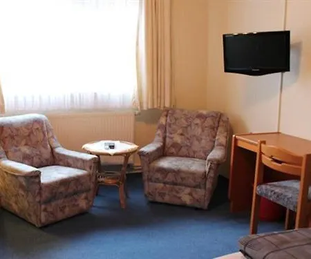 ホテル ヴィンネブルク 3*